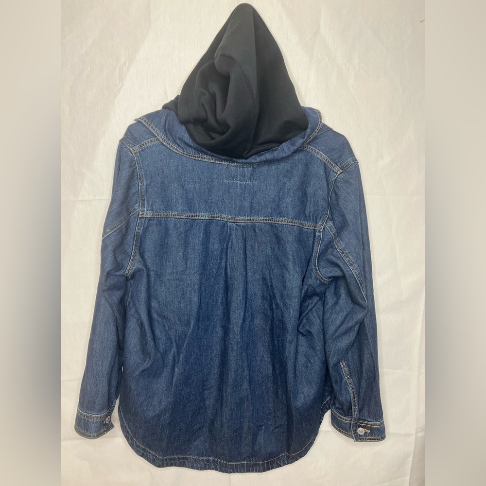 Torrid Blue Denim Jacket with‎ Tan Stitching - Picture 2 of 4